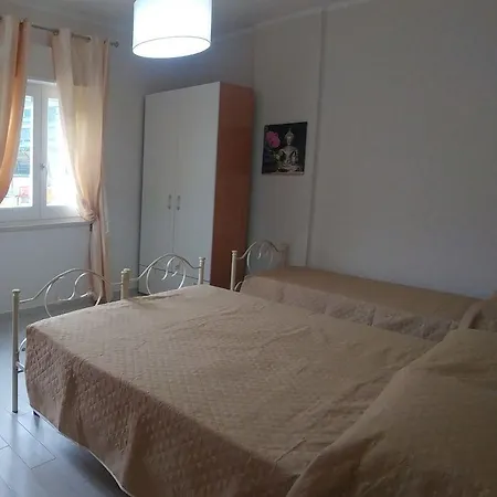 Oda ve Kahvaltı I Portici Catanzaro