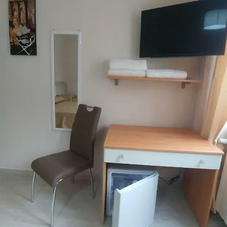 فندق مبيت وإفطار I Portici 2*