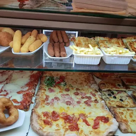 فندق مبيت وإفطار I Portici كاتانزارو